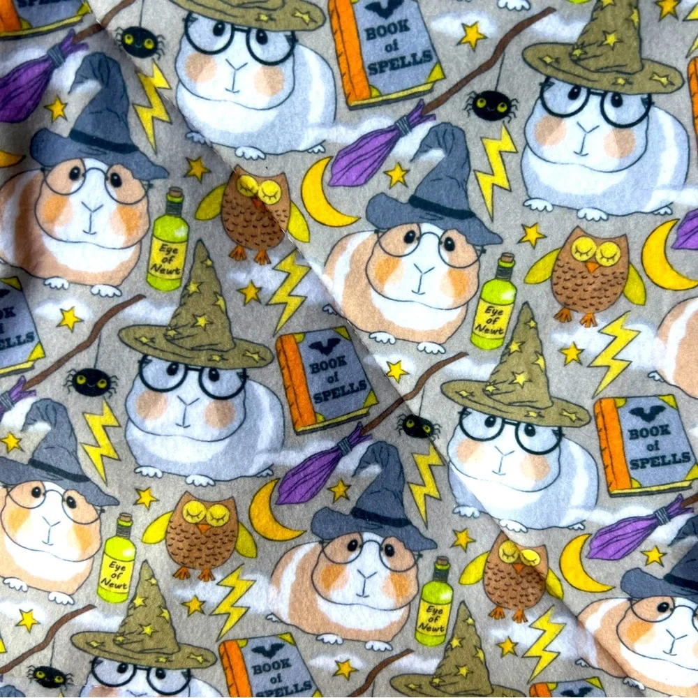 Guinea Pig Rabbit Small Animal Pee Pad Wizard Washable 11” Lap Reversible